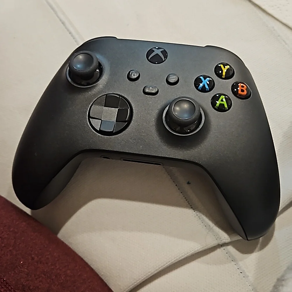 NWOT Xbox wireless controller